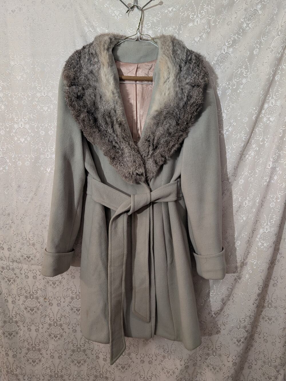 VTG 60-70 Country Pacer Wool Blend Coat Genuine Fur Collar Belted to